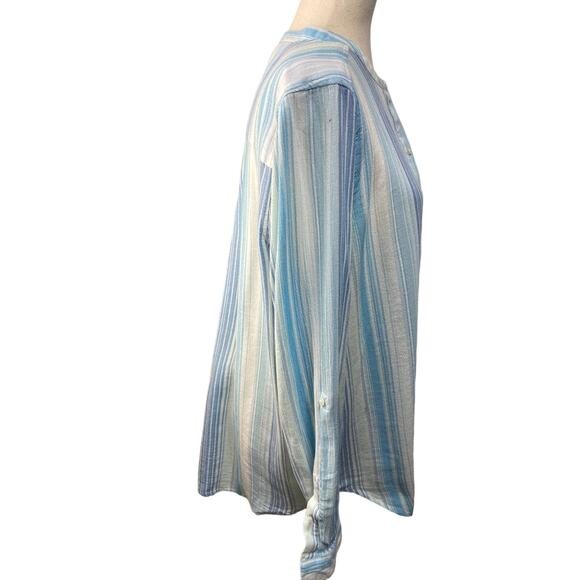 Lucky Brand Blue Striped Henley 1/2 Button Shirt Size M EUC - Picture 2 of 5